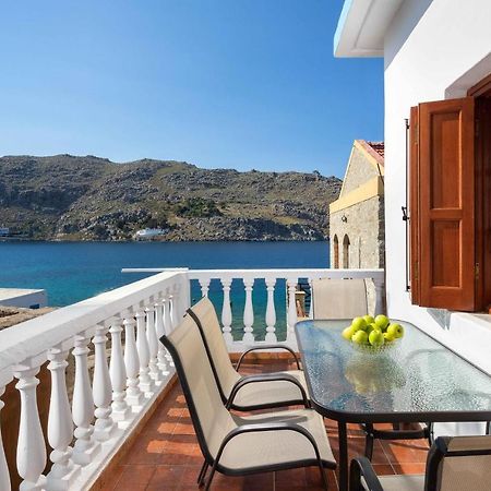 Maravelia Mare Guest House Сими Екстериор снимка