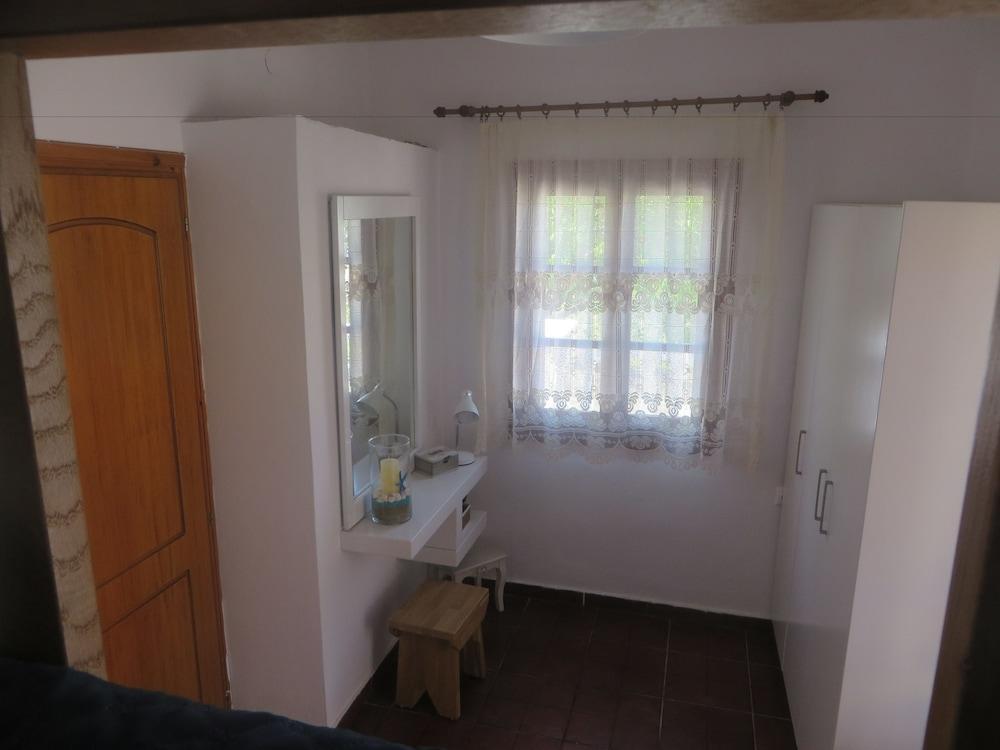 Maravelia Mare Guest House Сими Екстериор снимка