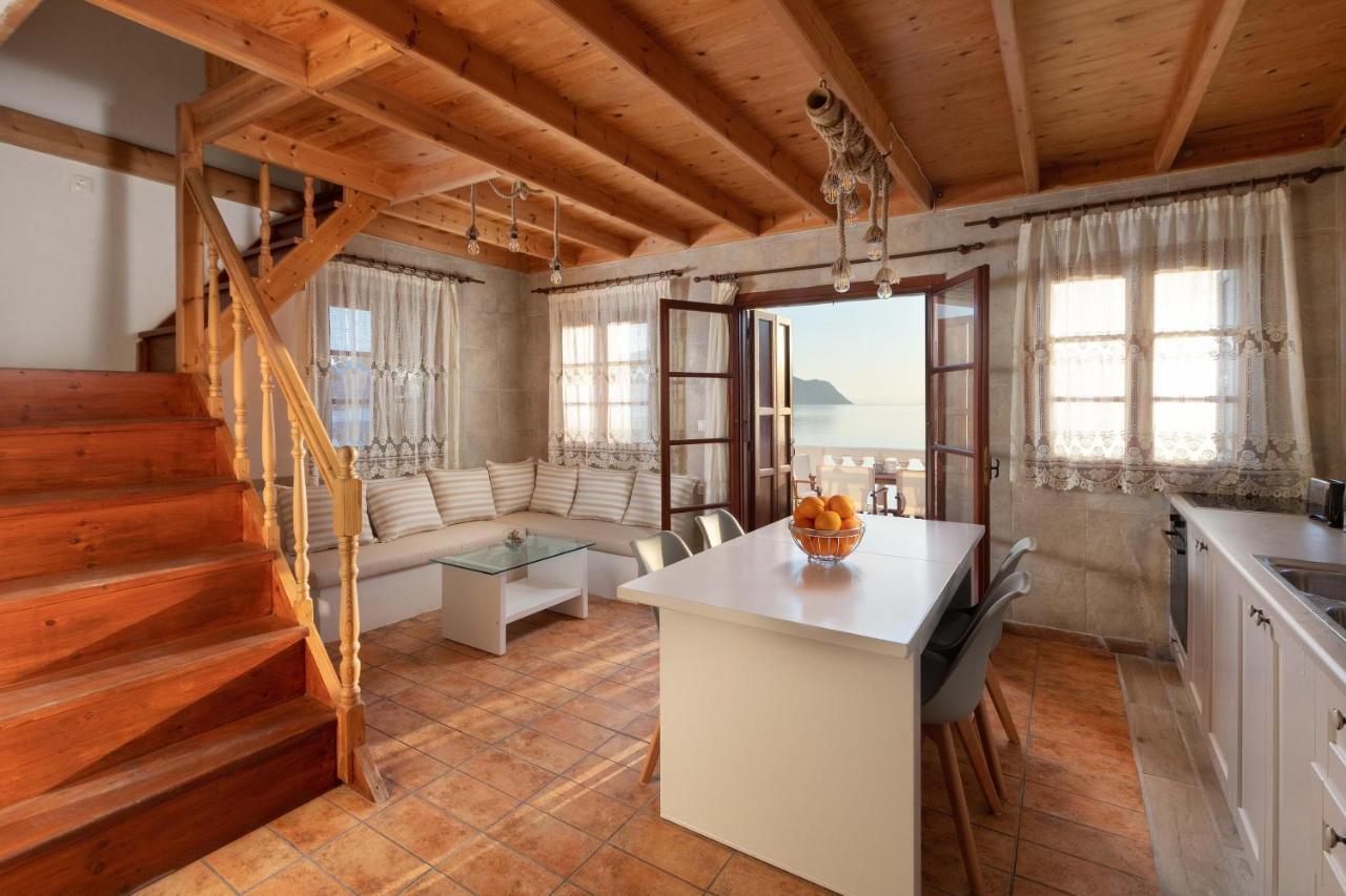 Maravelia Mare Guest House Сими Екстериор снимка